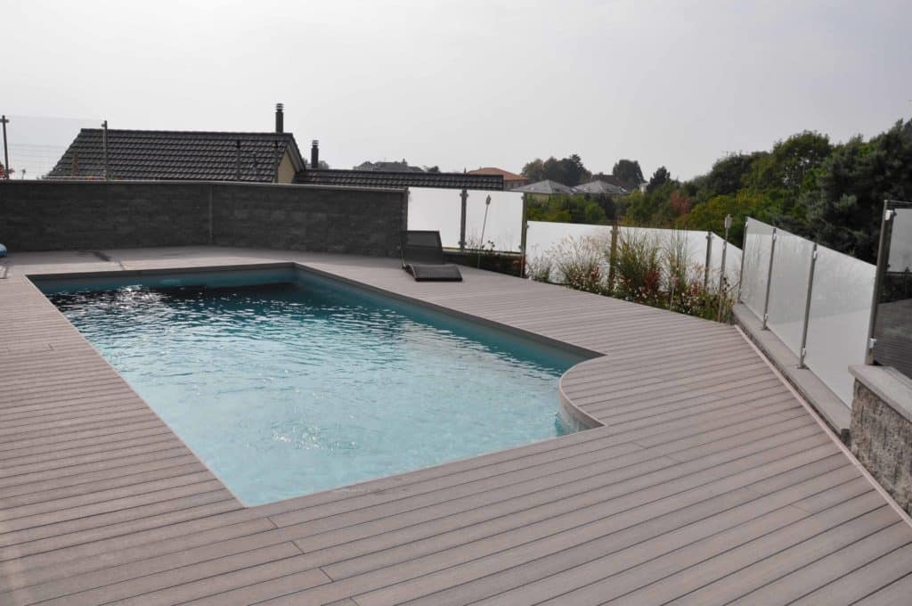 terrasse-bois-piscine-morges