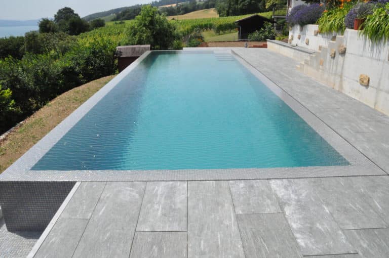 piscine-beton-coque-liner-que-choisir